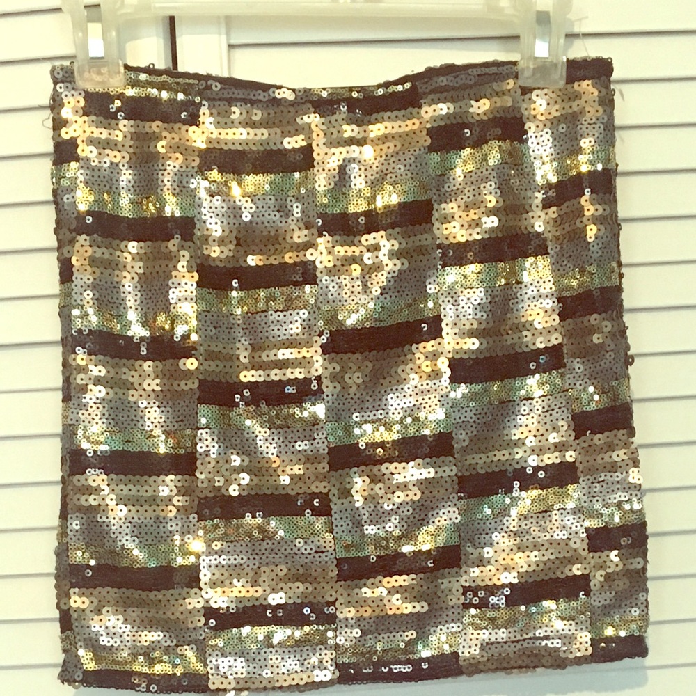 Sequin Skirt🌈e n g l i s h  r o s e